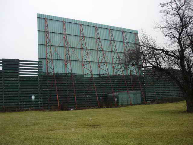 Skyborn Drive-In - 2006 Photo